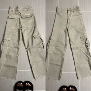 Zara Wide Leg Cargo Pants in Light Khaki